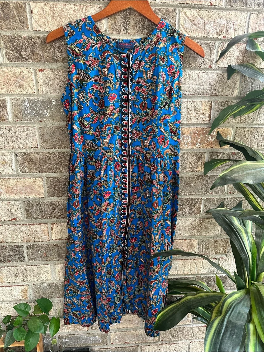 Ethnic batik cotton Blue Floral Sleeveless Midi Dress embroidered button front